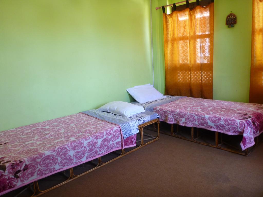 Star View Guest House Bhatgoan Esterno foto