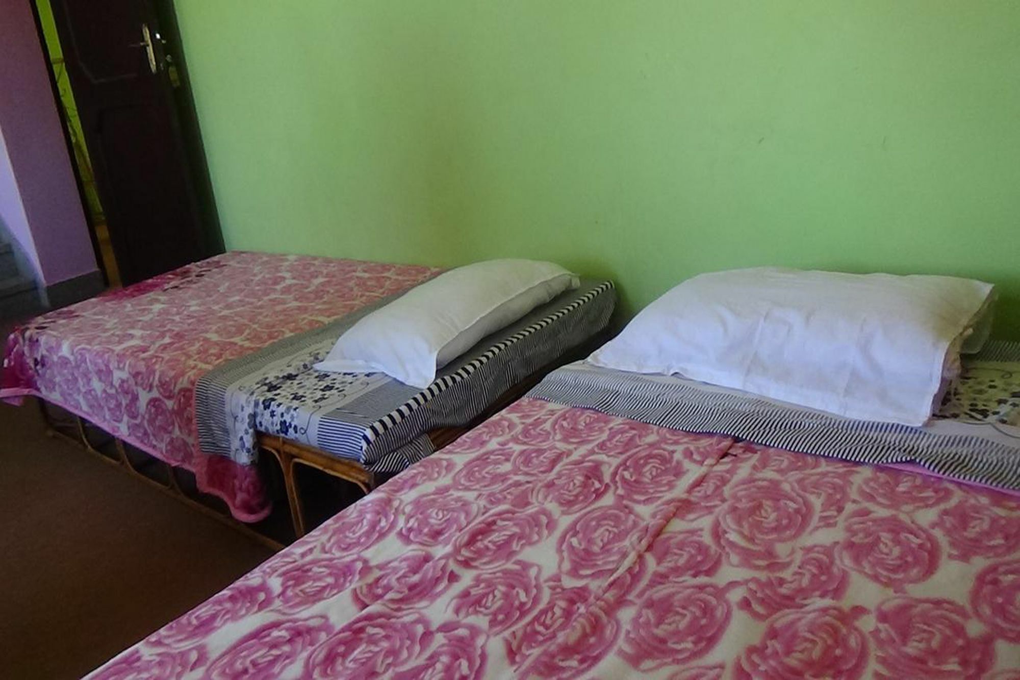 Star View Guest House Bhatgoan Esterno foto